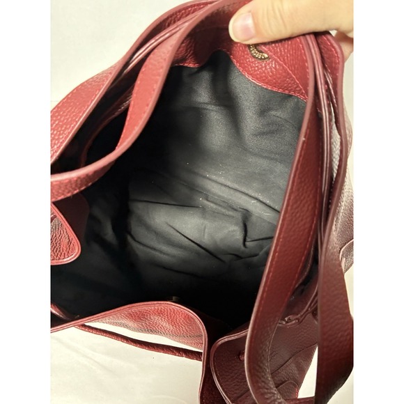 LAGGO burgundy‎ pebbled leather Drawstring Sholder Bag Boho magnetic closure - Picture 4 of 11